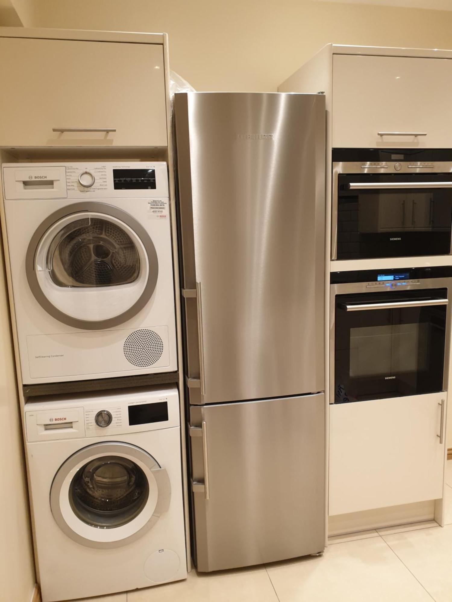 London Luxury: Spacious 3-bed Near Tube With Parking *