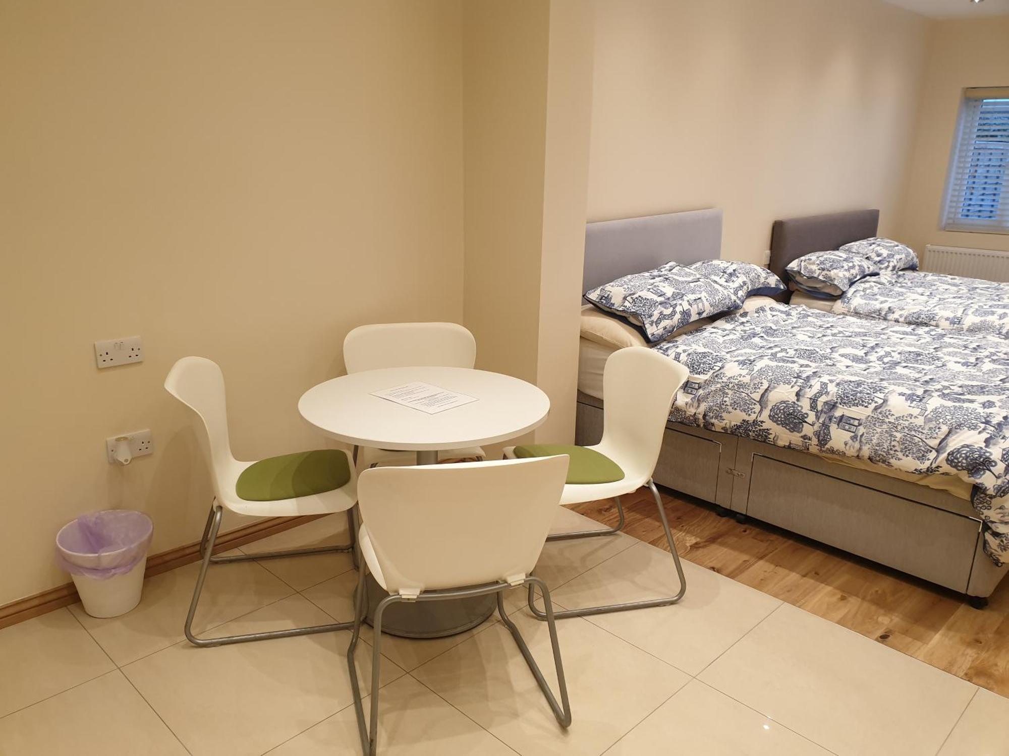 Appartamento London Luxury 3 Bedroom Sleeps 8 With 3 Bathrooms 5 Mins Walk To Tube Station Free Parking *